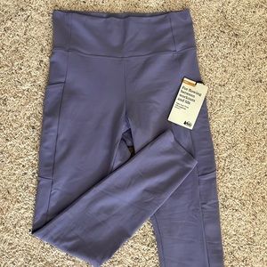 REI Take Your Time 7/8 Yoga Leggings